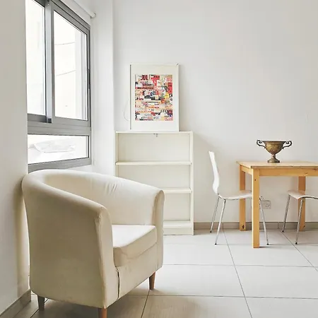 Phaedrus Living Ledras Residences 101 Apartamento
