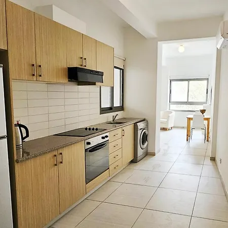 Phaedrus Living Ledras Residences 101 *